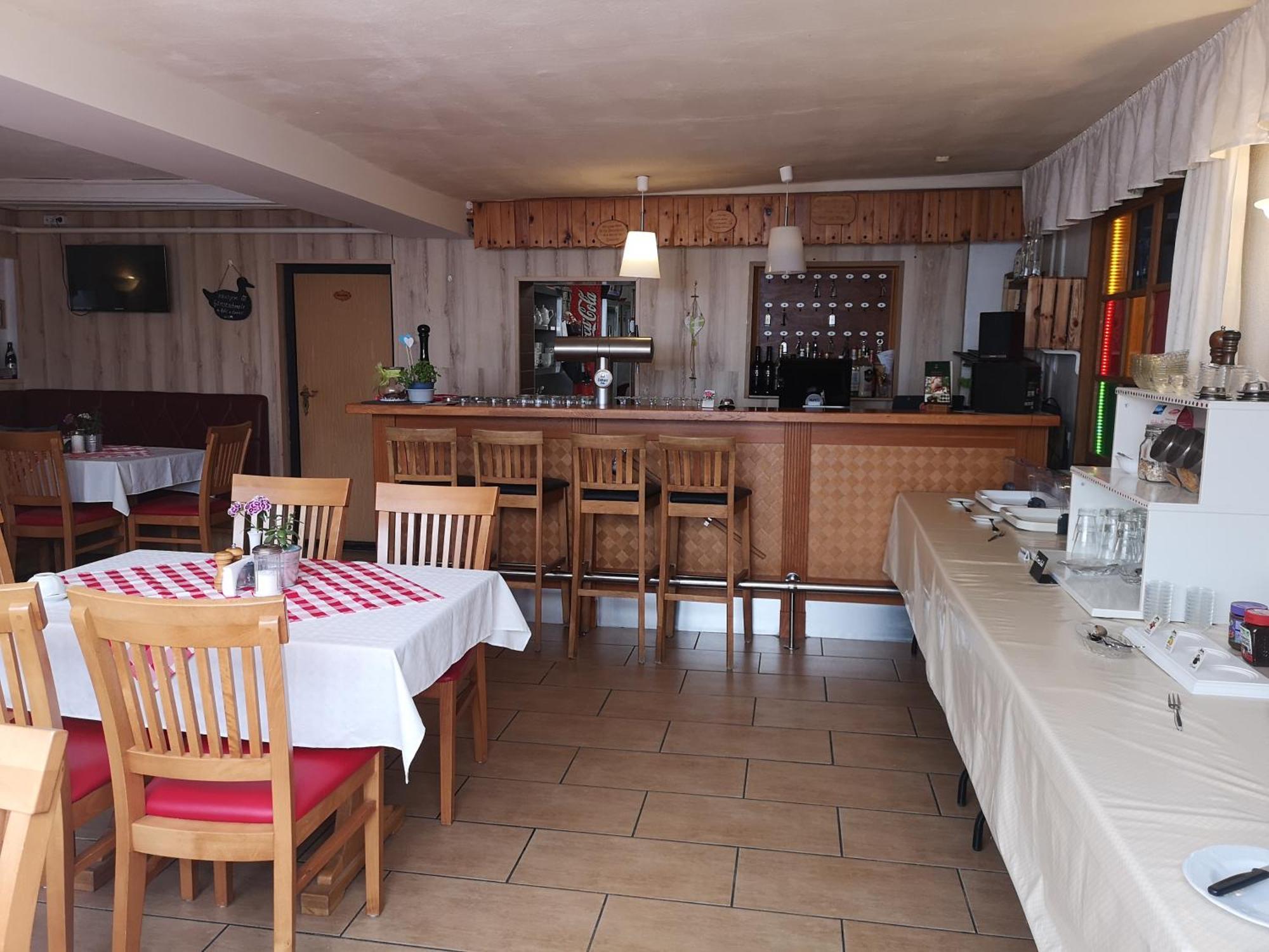 Uschi'S Gasthof Neuendorf  エクステリア 写真