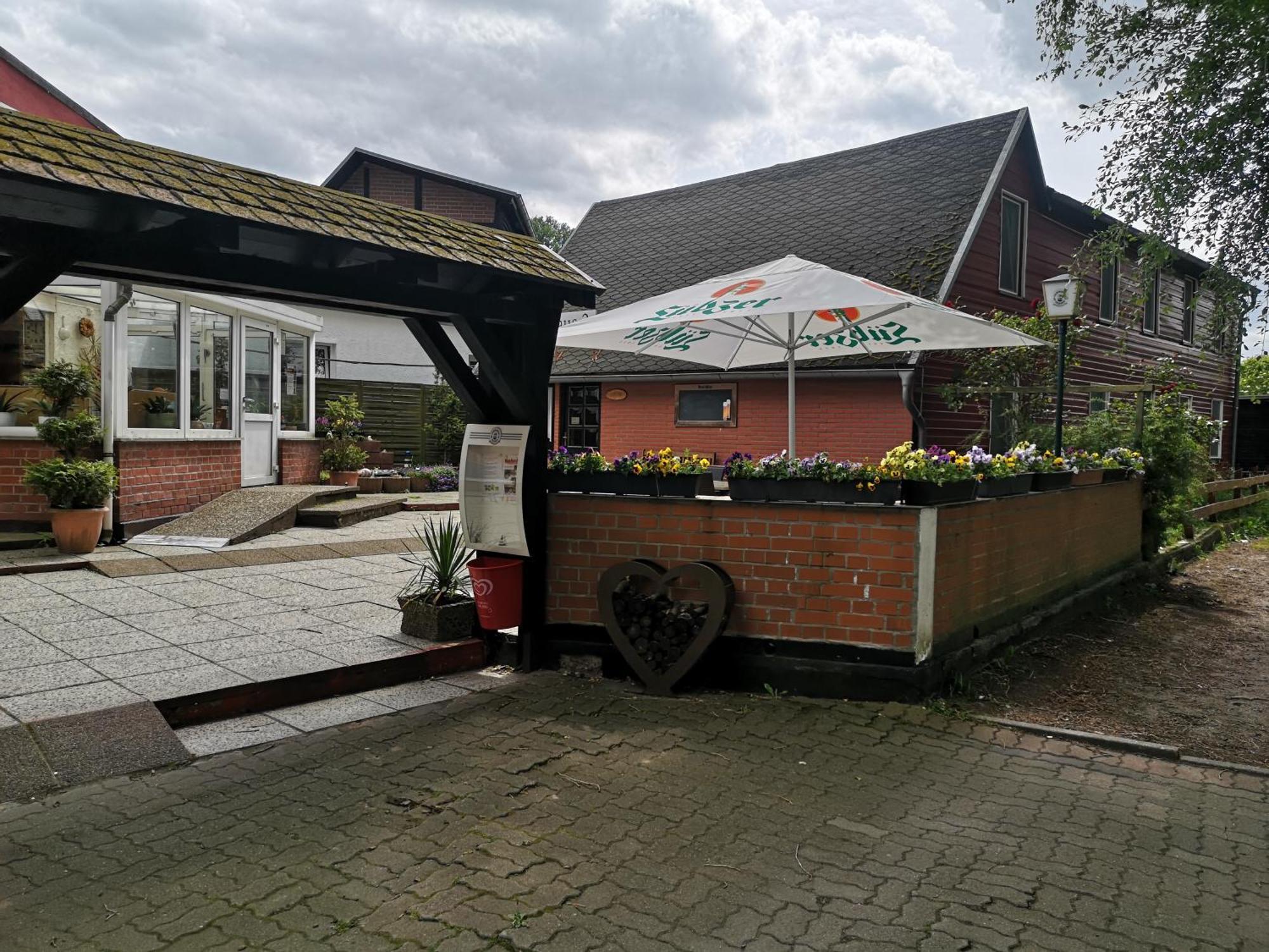 Uschi'S Gasthof Neuendorf  エクステリア 写真
